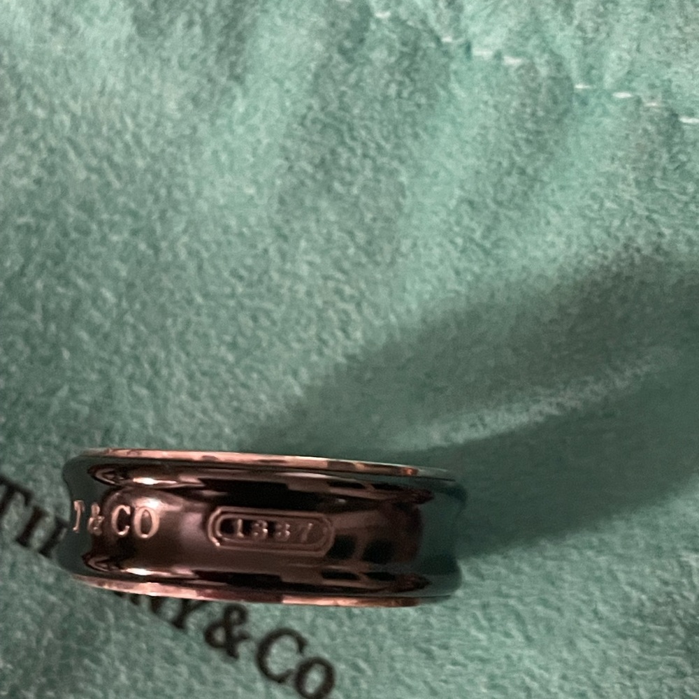 T&co. Ring - Picture 4 of 9